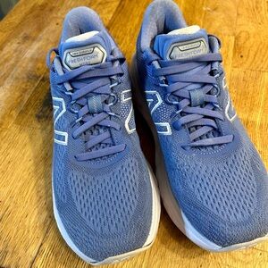 New Balance Women's Fresh Foam More running shoe sneakers 8.5 blue new night sky